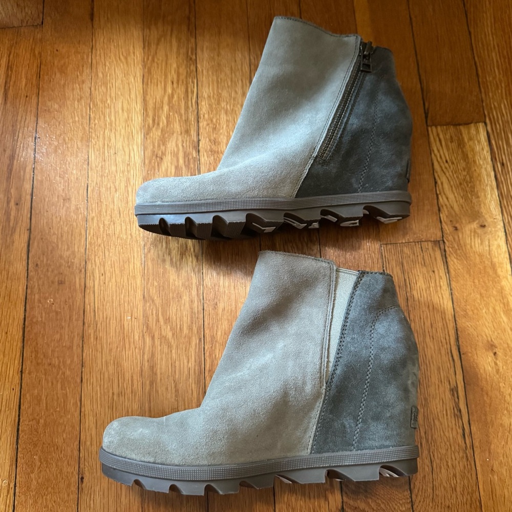 Sorel Joan of Arctic Suede Wedge II Boots Sage